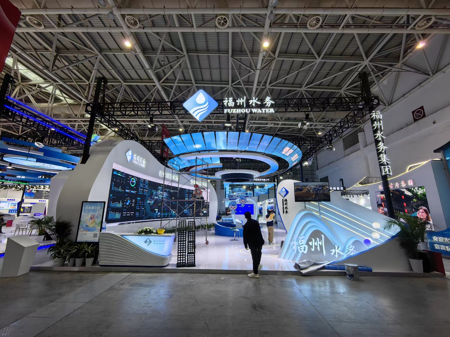 廣州展覽展會(huì)設(shè)計(jì) 展覽展臺(tái)搭建工廠廠家 展覽展位設(shè)計(jì)公司